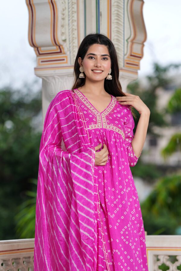 Trendy Bandhej and lehriya alia sets - Image 4